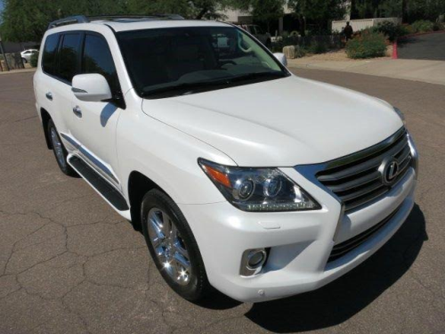 SALE: 4WD 2013 LEXUS LX 570 . في السعودية